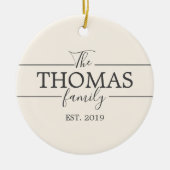 カスタム姓初めてのクリスマスギフトオーナメント セラミックオーナメント (正面)