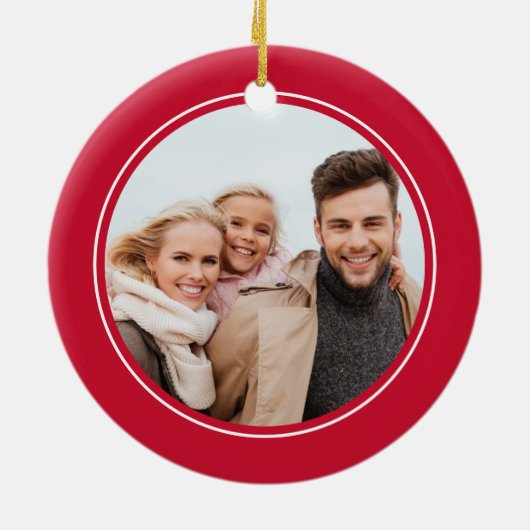 カスタム家族の写真すべて穏やかなクリスマスレッド セラミックオーナメント (裏面)