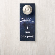 カスタム寝てる」