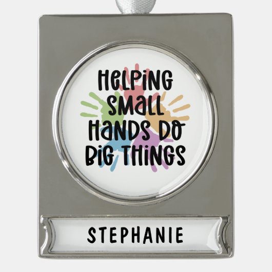 カスタム小児用OT職業セラピストギフト シルバープレートバナーオーナメント (正面)