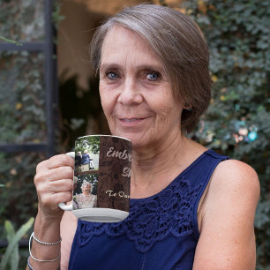 カスタム年配の親カップル向けブラウンマグカップ マグカップ