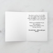 カスタム幸せな2回目の誕生日おめでとう、双子 カード (内部)