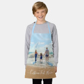 カスタム文字エプロン家族の写真ギフト エプロン (着用した状態)