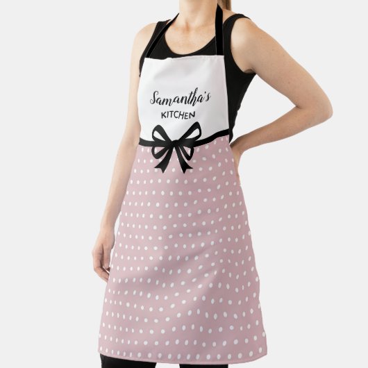 カスタム文字ピンクホワイト水玉模様おもしろいキュートキッチン エプロン (インサイチュ)