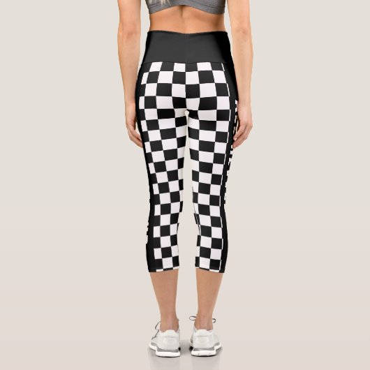カスタム文字白黒フラ市松模様にグパターン カプリレギンス (裏面)