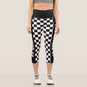 カスタム文字白黒フラ市松模様にグパターン カプリレギンス (正面)