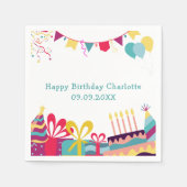 カスタム文字陽気カラフル誕生日パーティー スタンダードカクテルナプキン (正面)