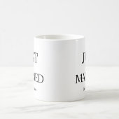 カスタム日付入り Just Married コーヒーマグカップ (中央)