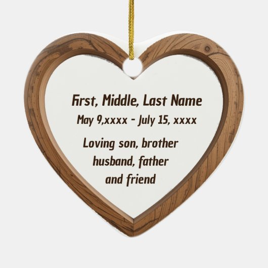 カスタム日付名前フォトポリッシュウッドハート セラミックオーナメント (裏面)