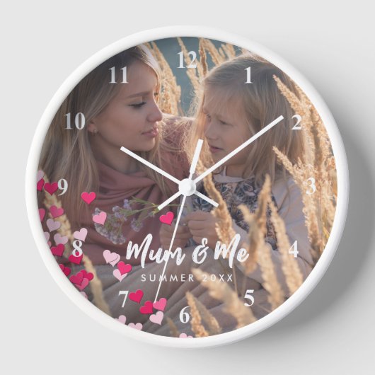 カスタム書写真モダンの点在ピンクハート 壁時計 (正面)