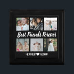 カスタム最高のFriends Photo Grid Collage Keepsake ギフトボックス<br><div class="desc">友人に最適な贈り物を探し最高のているか？この友だち写真グパーソナライズされたリッカスタムトコラージュ記念ボックスよ！この記念品の宝石箱はあなたのbestieのための完璧なギフトである。この優しい贈り物は、彼女のすべての思い出を一つの場所で保するすべての友お気に入りの人に最適である。誕生日プレゼントや素晴らしさよならのプレゼントなど、友人に感謝の気持ちを伝える特別なもの最高のを作る。</div>
