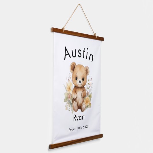 カスタム水彩ベビークマ名&誕生日壁 吊り下げ型タペストリー (傾斜あり)