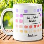 カスタム水彩画アーティストピンク絵を描Not Water コーヒーマグカップ<br><div class="desc">このマグカップ飾は、ピンク、サンゴ、黄色の色のサンプルの水色パターンを持つ。「水絵を描無し」という言葉が付け加えられ絵を描て、私の店にも水版がある。アーティストや楽しむ人に最適絵画。あなたの名前またはモノグラムでそれをパーソナライズ。アートワークを作成すると、他のデザイナーからの正確な画像が見つからない。オリジナル水彩デザイン©ミケーレ・デイヴィス。</div>