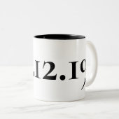 カスタム特別日付(白黒) ツートーンマグカップ (正面右)