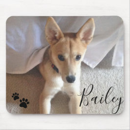カスタム犬のペットの写真とスクリプト名の足跡 マウスパッド
