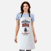 カスタム独立記念日BBQ家族 エプロン (着用した状態)