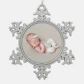 カスタム生まれたばかりの写真 スノーフレークピューターオーナメント (正面)