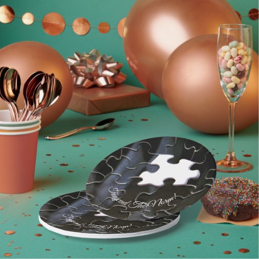 カスタム白黒の恋しく思パズルピース写真 ペーパープレート (複数)