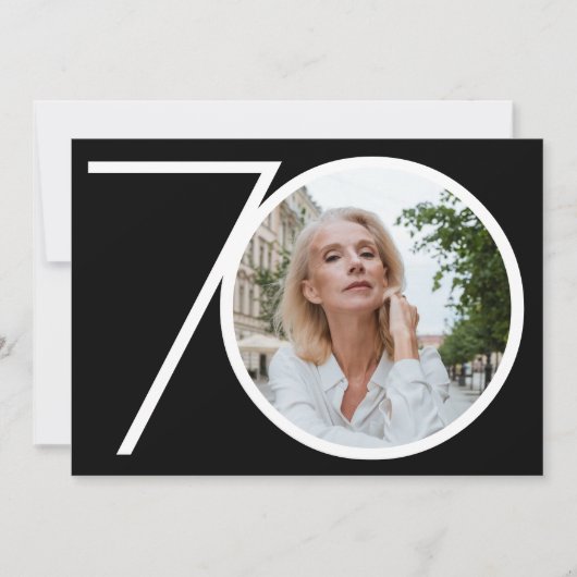 カスタム第70誕生日白黒ミニマル写真 招待状 (正面)