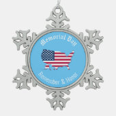 カスタム米国国旗のメモリアルデー赤白青 スノーフレークピューターオーナメント (正面)