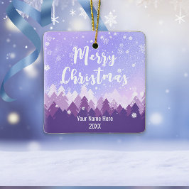 カスタム紫の平和な雪の森メリークリスマス セラミックオーナメント