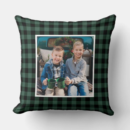カスタム緑と黒のバッファローの格子柄の休日の写真 クッション (正面)
