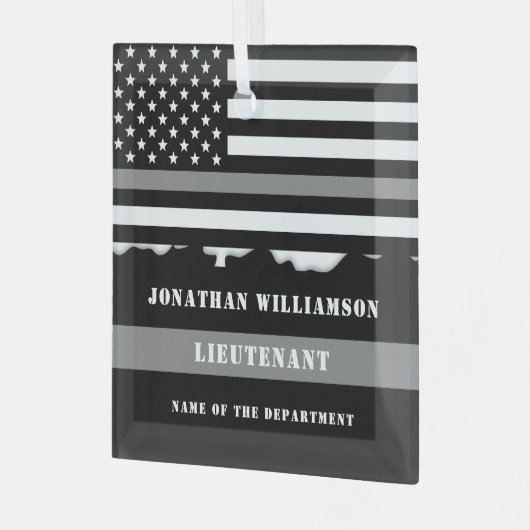 カスタム薄いグレー線の修正オフィサーのギフト ガラスオーナメント (正面左)