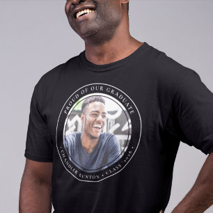 カスタム誇りを持った卒業写真の Tシャツ