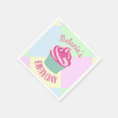 カスタム誕生日カップケパーソナライズされたーキ スタンダードカクテルナプキン (角)