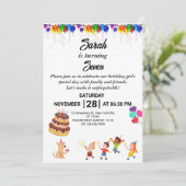 カスタム誕生日招待状付きカラフルデザイン 招待状 (スタンド正面)