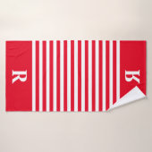 カスタム赤/白のストライプ バスタオル (バスタオル)