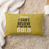 カスタム金ゴールドテクスチャ背景の誕生日の挨拶 ランバークッション (ブランケット)