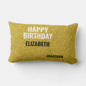 カスタム金ゴールドテクスチャ背景の誕生日の挨拶 ランバークッション (裏面)