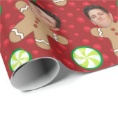 カスタム顔フォトジンジャーブレッドマンレッドクリスマス ラッピングペーパー (ロールコーナー)