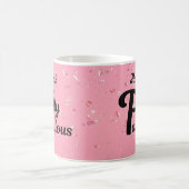 カスタム50歳と素晴らしいハッピーバースデーピンク コーヒーマグカップ (中央)