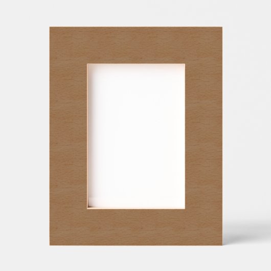 カスタム5" x 7"ポートレート、FrameStyle：ナチュラル レーザー彫刻フレーム (正面)