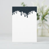 カスタム チャコール ドリップ RSVP カード - クリーン ホワイトベース (スタンド正面)