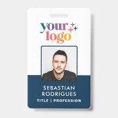 カスタム ブルー ネーム ロゴ フォト バーコード 従業員 バッジ (正面)