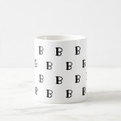 カスタム モノグラム 太字 文字 パターン コーヒーマグカップ (中央)