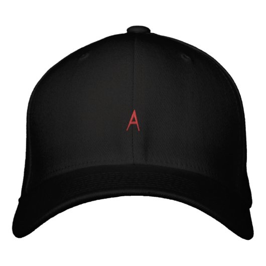 カスタム"A"モノグラムトゥースフィックスフォント 名前入りハット 刺繍入りキャップ (正面)