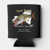 カスタムLake/Date New York Muskie Opener Dark 缶クーラー (裏面)