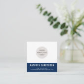 カスタムLOGOモダン plain暗ミニマル色ネイビーブルー スクエア名刺 (スタンド正面)