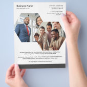 カスタムMade Businessをテーマにした2枚の写真 チラシ (手)