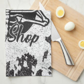 カスタムNAMEスカル・スケートボードスケートショップ キッチンタオル (四つ折り)