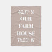 カスタムOURファームハウス座標 フリースブランケット (正面)