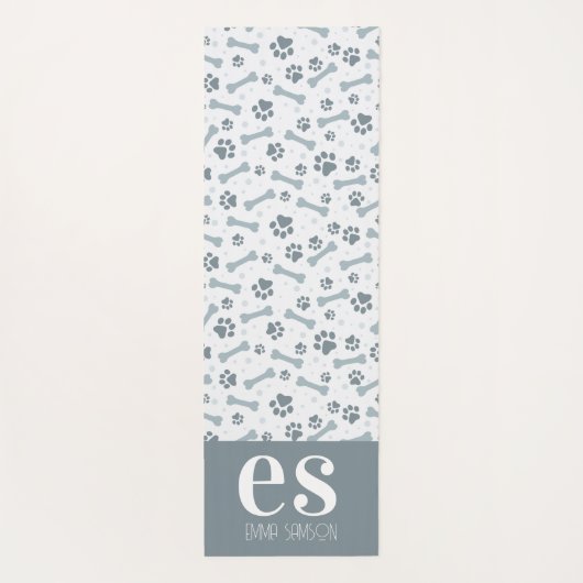 カスタムPawプリントグレーモノグラム ヨガマット (裏面)