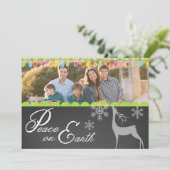 カスタムPeace on Earth Chalkboardホリデーフォト シーズンカード (スタンド正面)