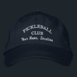 カスタムPickleball Team Club，プレイヤー名テキスト 刺繍入りキャップ<br><div class="desc">ピックボール愛好家のための完璧な帽子。クラブ、チーム名、都市/町の場所や日付、トーナメント名などを追加して、一種のピックボールキャップの1つを作成する。チーム素晴らしのギアやトーナメントのイベント、さらにはピックボールの旅にマッチ。簡単に文字と帽子の色を変更。</div>