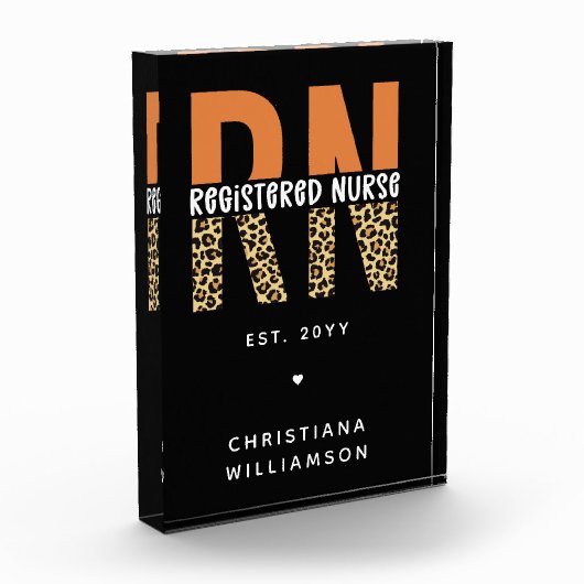 カスタムRN登録ナースレオパードタイポグラフィ フォトブロック (左)