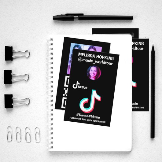 カスタムtik tokロゴプロファイル写真とQRコード 名刺